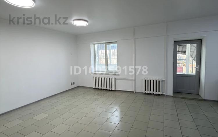 1-комнатная квартира · 35.6 м² · 1/5 этаж, Чехова 9 — Талгарская трасса за 16.5 млн 〒 в  — фото 2