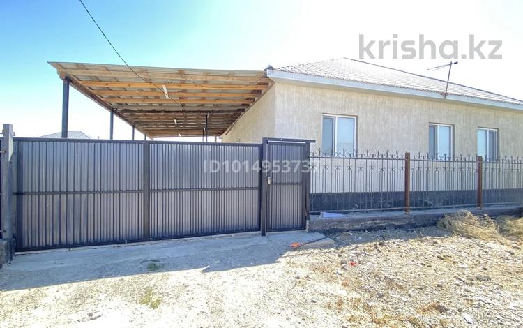 Отдельный дом · 3 комнаты · 120 м² · 8 сот., мкр Аксай-2, 25 74 за 28 млн ₸ в Атырау — фото 2