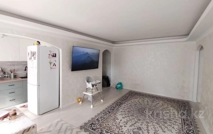 3-бөлмелі пәтер · 60 м² · 5/5 қабат, пр. Абая — БЕЗ КОМИССИИ ДЛЯ ПОКУПАТЕЛЯ!!!, бағасы: 23.5 млн ₸ в Астане, р-н Байконур — фото 2