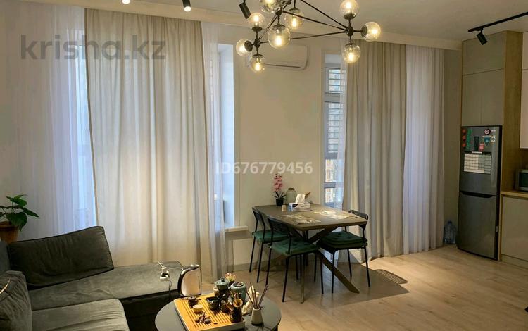 2-комнатная квартира · 54 м² · 9/10 этаж, Айтике Би — Между улицами Мухамедханова и Сыганак. за 320 000 ₸ в Астане, Есильский р-н — фото 3