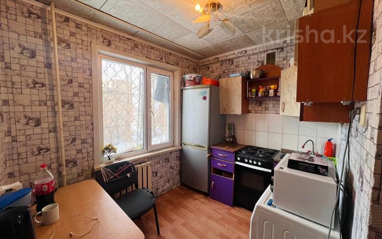 1-комнатная квартира, 34 м², 1/5 этаж, Жастар 31 за 12.9 млн 〒 в Усть-Каменогорске — фото 4