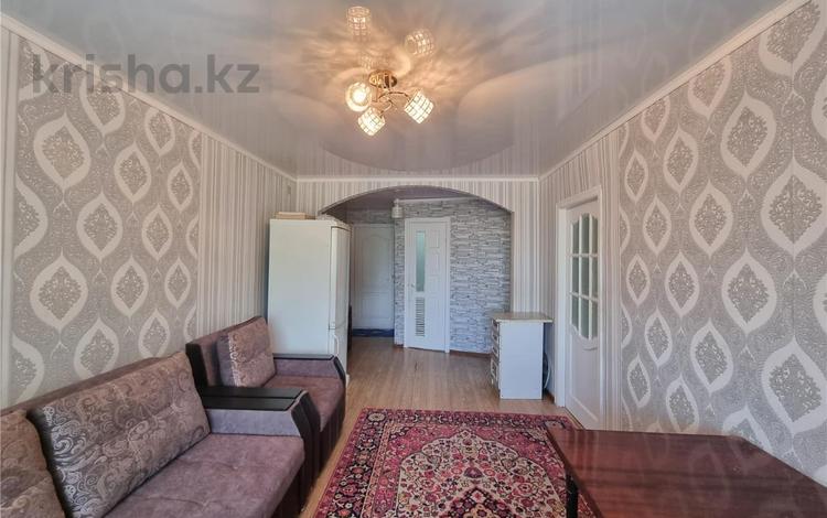 2-комнатная квартира · 44 м² · 3/5 этаж, мкр Михайловка , Касыма Аманжолова 19 за 16.5 млн ₸ в Караганде, Казыбек би р-н — фото 2