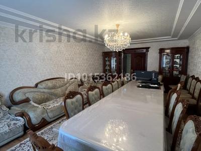 5-бөлмелі пәтер · 165 м² · 4/5 қабат, Алтын орда ш/а. 4, бағасы: ~ 65.9 млн ₸ в Актобе, мкр. Алтын орда
