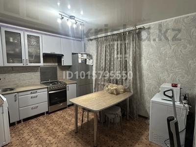 2-комнатная квартира · 65 м² · 3/9 этаж, мкр Женис, Мкр Кунаева 57 за 27.5 млн ₸ в Уральске