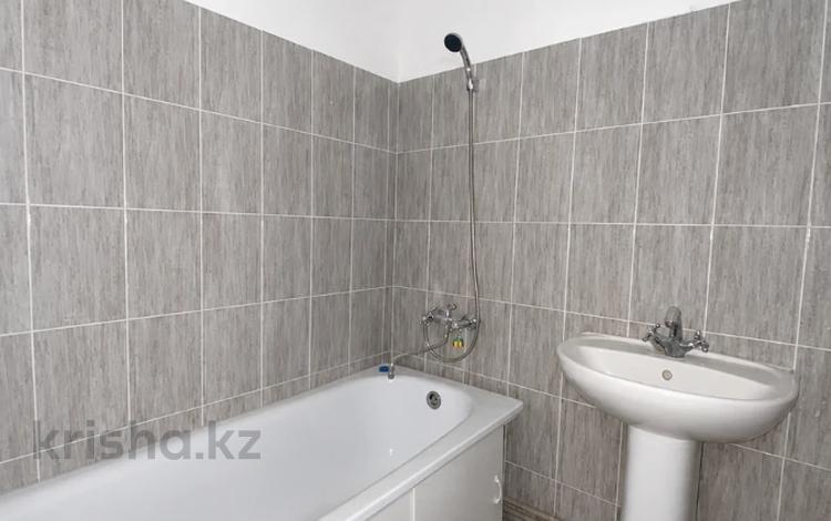 3-бөлмелі пәтер · 120 м² · 11/17 қабат, Жандосова, бағасы: 65 млн ₸ в Алматы, Ауэзовский р-н — фото 14