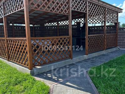 Дом · 6 комнат · 200 м², Алимусиных 1 за 150 000 〒 в Бурабае