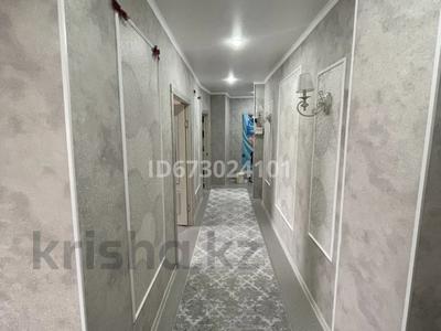 3-бөлмелі пәтер, 95 м², 5/7 қабат, 33-й мкр, 33 мкрн 19, бағасы: 25 млн 〒 в Актау, 33-й мкр