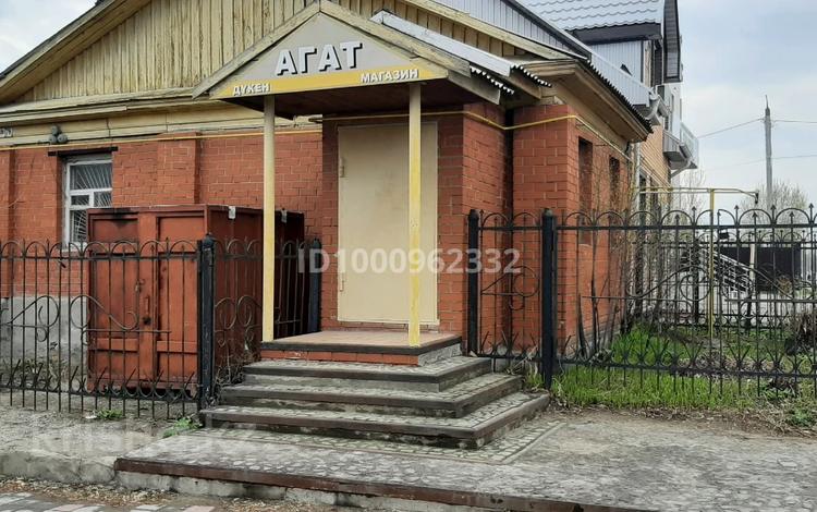 Магазины и бутики · 40 м² за 300 000 〒 в Костанае — фото 2