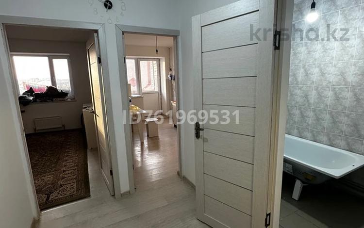 1-комнатная квартира · 90 м² · 8/9 этаж, мкр Нурсая, Микрорайон Нурсая, 116 — Микрорайон Нурсая, 116 за 105 000 ₸ в Атырау — фото 2