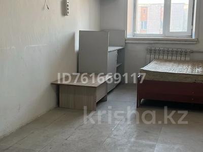 Продажа квартир в Абай обл.: 1-комнатная квартира · 20 м² · 9/9 этаж, Дулатова 208 — Возле рынка жансая за 3.5 млн 〒 1-комнатная квартира · 20 м² · 9/9 этаж, Дулатова 208 — Возле рынка жансая за 3.5 млн 〒 в Семее, мкр Красный Кордон