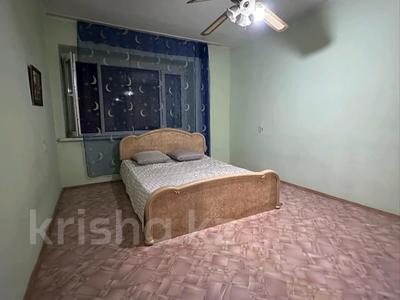 2-комнатная квартира · 50 м² · 4/9 этаж, ул. Алии Молдагуловой 9 за 130 000 〒 в Уральске, мкр Школьник