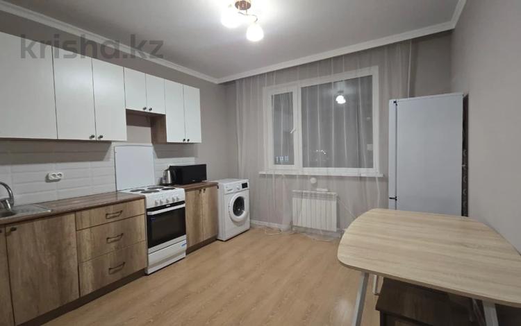 1-комнатная квартира · 38 м² · 5/9 этаж, Туран 55/11 — Орынбор за 250 000 ₸ в Астане, Нура р-н — фото 12
