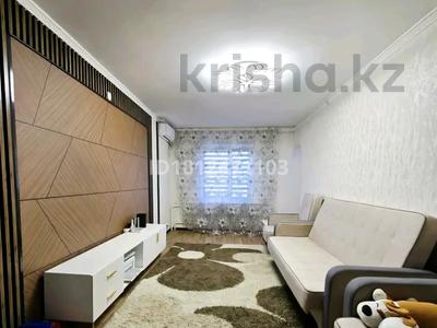 4-бөлмелі пәтер · 91 м² · 5/5 қабат, 13-й мкр 36 — Цон, прокуратура, садики, школы, дана, бағасы: 19.7 млн ₸ в Актау