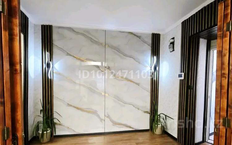 4-комнатная квартира · 91 м² · 5/5 этаж, 13-й мкр 36 — Цон, прокуратура, садики, школы, дана за ~ 19.7 млн ₸ в Актау — фото 3