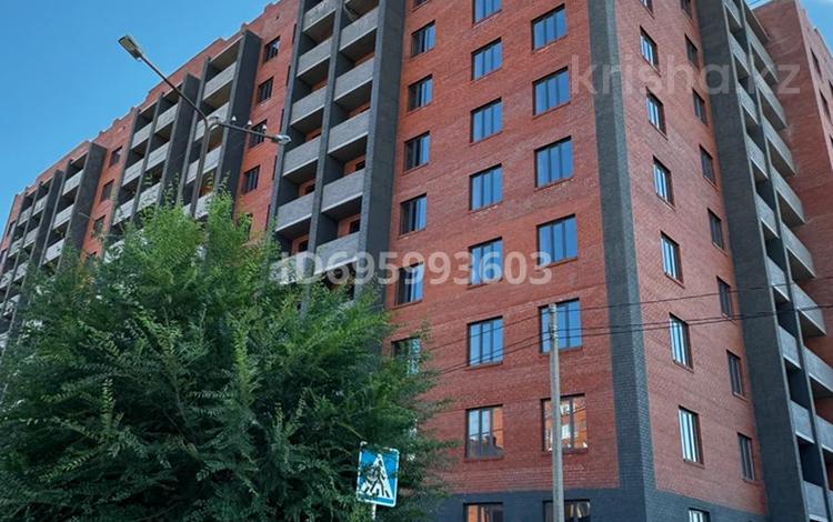 2-комнатная квартира, 57 м², 2/10 этаж, Луначарского 49 за 20 млн 〒 в Павлодаре — фото 2