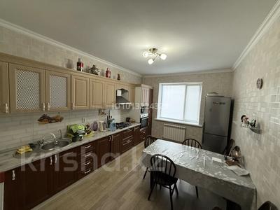3-бөлмелі пәтер · 91.2 м² · 1/10 қабат, мкр 5, Есет батыра 106А, бағасы: 33 млн ₸ в Актобе