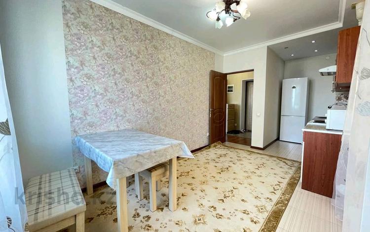 1-бөлмелі пәтер · 45.6 м² · 7/9 қабат, Тәуелсиздик 45/1, бағасы: 27.5 млн ₸ в Астане, Алматы р-н — фото 2
