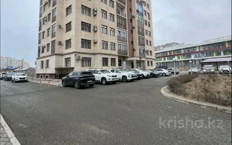 2-бөлмелі пәтер, 100 м², 4/11 қабат ай сайын, 17-й мкр 18, бағасы: 250 000 〒 в Актау, 17-й мкр — фото 8