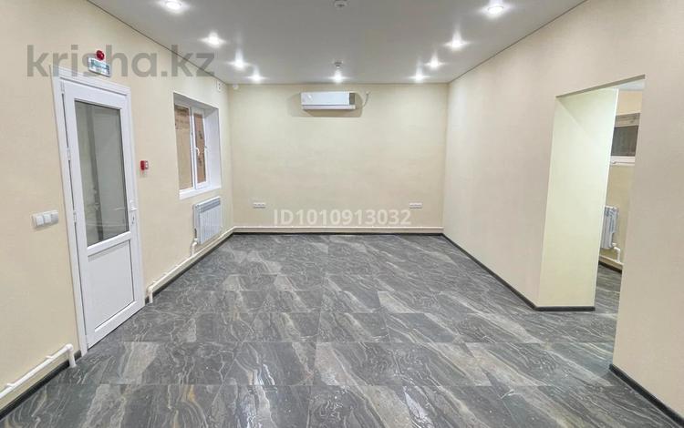 Свободное назначение · 50 м² за 250 000 ₸ в Атырау — фото 2