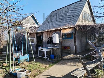 Жер үй мен саяжайлар в Абай обл.: Саяжай · 3 бөлме · 10.8 м² · 12 сот., Вишнёвая — П. Шульбинск садоводческий кооператив, бағасы: 1 млн 〒 Саяжай · 3 бөлме · 10.8 м² · 12 сот., Вишнёвая — П. Шульбинск садоводческий кооператив, бағасы: 1 млн 〒 в Семее