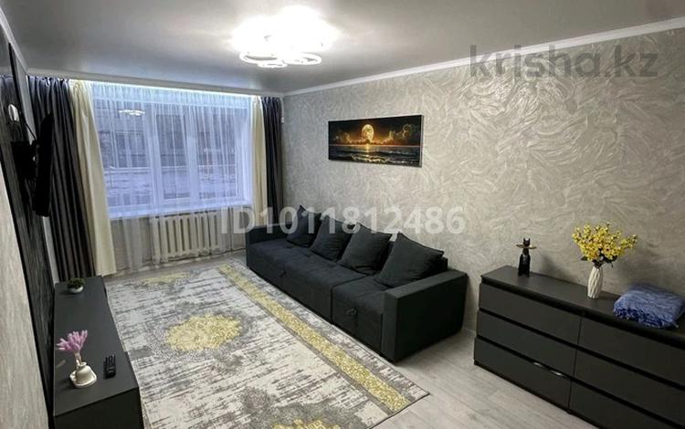 3-комнатная квартира · 106 м² · 1/5 этаж, ул. Салихитдин Айтбаева 33 за 20 000 ₸ в  — фото 2