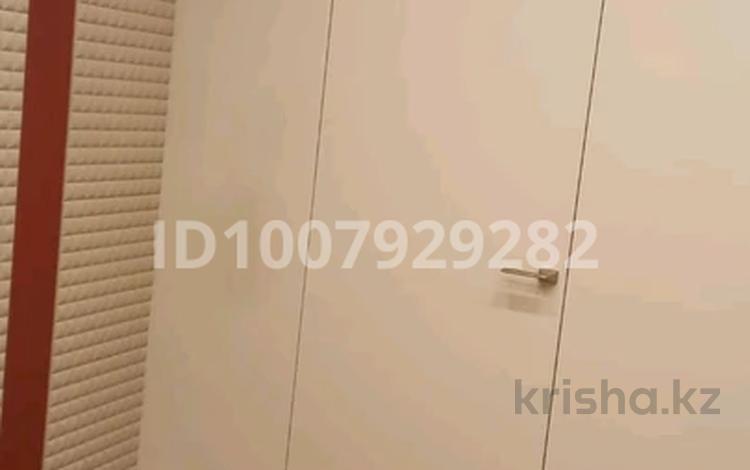 3-бөлмелі пәтер · 100 м² · 4/9 қабат, мкр Нурсая, Абулхайр-хана 65, бағасы: 65 млн ₸ в Атырау — фото 2