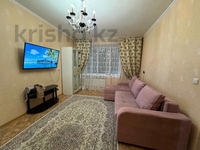 1-комнатная квартира · 43 м² · 1/5 этаж, мкр 5, Абая 16 — Возле детской стоматологии, Анвар ,Дина , дастархан за 14.5 млн 〒 в Актобе