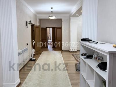 Отдельный дом · 5 комнат · 300 м² · 8 сот., Сулейменова 55 — Кунаева за 800 000 〒 в 