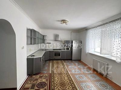 Отдельный дом · 4 комнаты · 150 м² · 13 сот., ул. К. Сатпаева 4а — За казахской школой имени Арынова за 27 млн ₸ в Актобе, жилой массив Жилянка