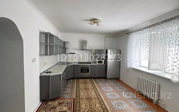Отдельный дом · 4 комнаты · 150 м² · 13 сот., ул. К. Сатпаева 4а — За казахской школой имени Арынова за 27 млн ₸ в Актобе, жилой массив Жилянка — фото 33