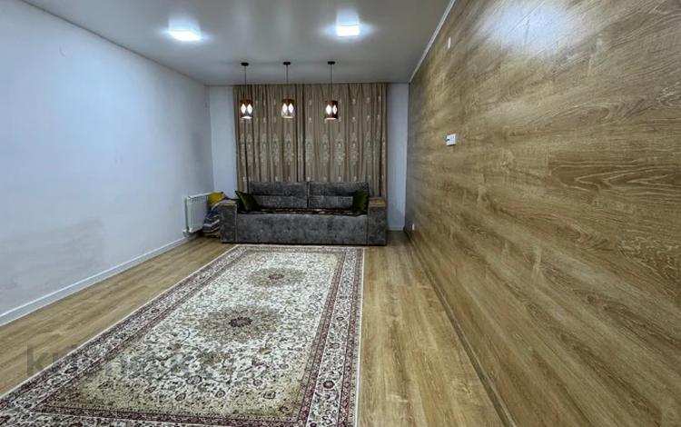 2-бөлмелі пәтер · 70 м² · 1/5 қабат, Алтын орда ш/а., бағасы: 26.3 млн ₸ в Актобе, мкр. Алтын орда — фото 5