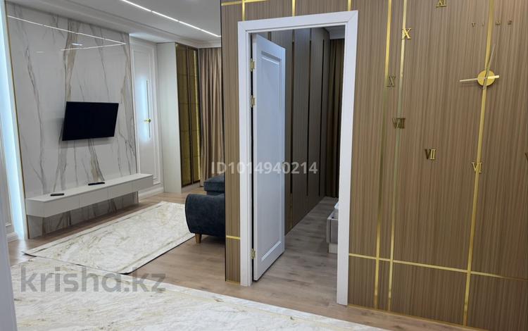 1-комнатная квартира · 52 м² · 6/13 этаж, 17-й мкр 115 за 13 000 ₸ в Актау — фото 2