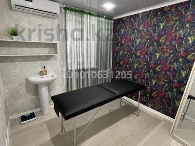Сұлулық салондары, кабинеттер және жұмыс орындары, студиялар · 10 м², бағасы: 60 000 〒 в Темиртау