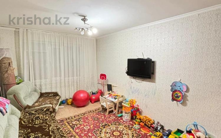 3-бөлмелі пәтер · 67.4 м² · 9/9 қабат, Камзина 62, бағасы: 25 млн ₸ в Павлодаре — фото 3