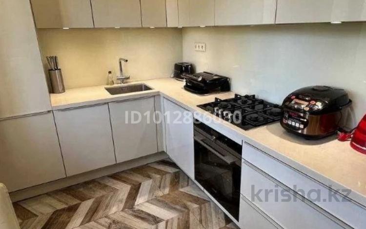3-бөлмелі пәтер · 75 м² · 4/5 қабат, Лободы 3 — Бухар Жырау, бағасы: 129.9 млн ₸ в Караганде, Казыбек би р-н — фото 9
