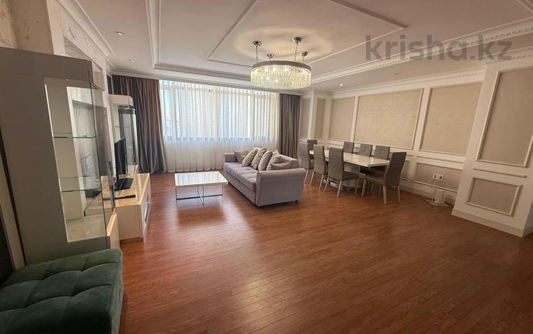 5-бөлмелі пәтер · 250 м² · 8 қабат, Кошкарбаева 8, бағасы: 1.5 млн ₸ в Астане, Сарайшык р-н — фото 2