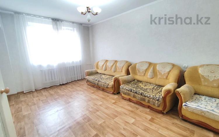 3-комнатная квартира · 76 м² · 5/5 этаж, мкр Самал-2 36 — бульвар Мендикулова за 400 000 ₸ в Алматы, Медеуский р-н — фото 2