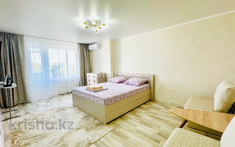 1-комнатная квартира · 36 м² · 6/9 этаж, Назарбаева 97 — Назарбаева - Казахстанская за 15 000 ₸ в Талдыкоргане — фото 2