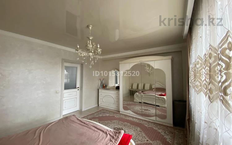 2-комнатная квартира · 48 м² · 7/10 этаж, мкр Аксай-5 25 — Момышулы Жубанова за 280 000 ₸ в Алматы, Ауэзовский р-н — фото 2