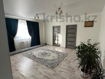 Продажа домов и дачи в Актюбинской обл.: Отдельный дом · 4 комнаты · 106 м² · 6 сот., Павлова 00 за 23.5 млн 〒 Отдельный дом · 4 комнаты · 106 м² · 6 сот., Павлова 00 за 23.5 млн 〒 в Актобе, мкр Москва