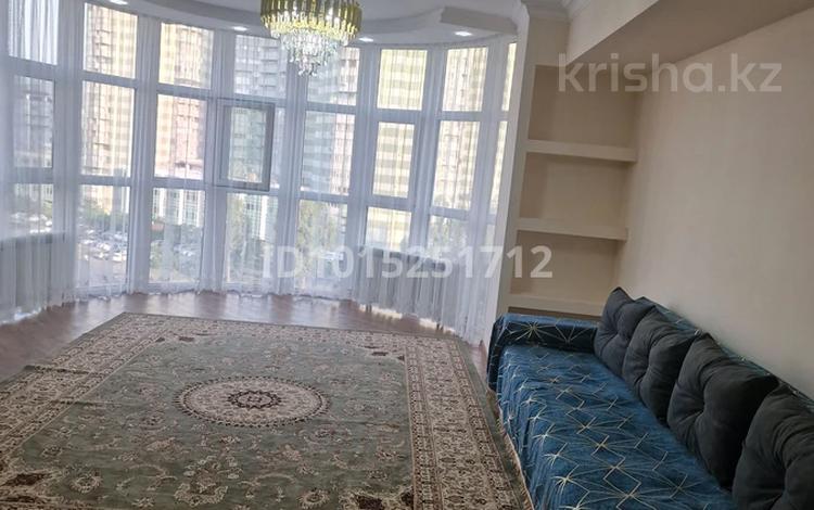 3-комнатная квартира · 120 м² · 7/12 этаж, Толе би 273а за 480 000 ₸ в Алматы, Алмалинский р-н — фото 2