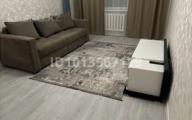 2-бөлмелі пәтер · 44 м² · 2/5 қабат, Жаңа қала ш/а., Гоголя 33/2, бағасы: 200 000 ₸ в Караганде, Казыбек би р-н — фото 12
