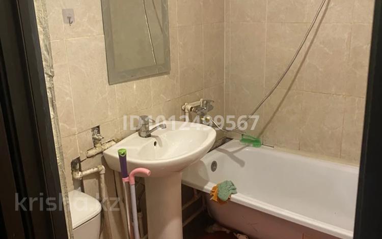 2-бөлмелі пәтер · 46 м² · 1/5 қабат, мкр Михайловка , Ермекова 10/2, бағасы: 150 000 ₸ в Караганде, Казыбек би р-н — фото 2