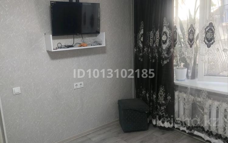1-комнатная квартира · 27 м² · 1/2 этаж, мкр Кемел (Первомайское), Есим хана за 130 000 ₸ в Алматы, Жетысуский р-н — фото 2
