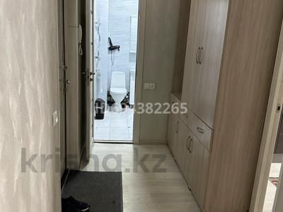 1-комнатная квартира · 45 м² · 5/9 этаж, мкр Аксай-4 — Саина домастраительный за 14 000 ₸ в Алматы, Ауэзовский р-н