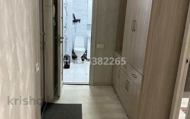 1-комнатная квартира · 45 м² · 5/9 этаж, мкр Аксай-4 — Саина домастраительный за 14 000 ₸ в Алматы, Ауэзовский р-н — фото 2