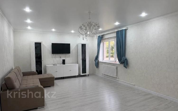 Отдельный дом · 5 комнат · 200 м² · 14 сот., Аксункар 82 за 38 млн ₸ в Актобе — фото 2