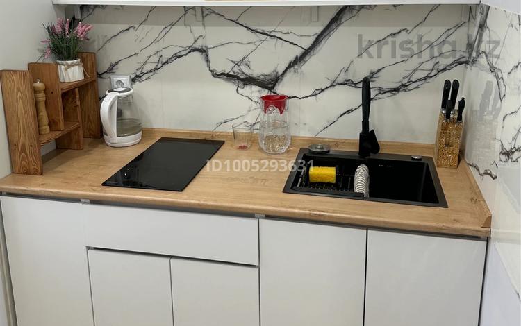 1-бөлмелі пәтер · 30.2 м² · 4/5 қабат, Республики, бағасы: 7 млн ₸ в Темиртау — фото 3