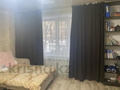 2-комнатная квартира, 52 м², 1/9 этаж, мкр Юго-Восток, мкр Гульдер 1 2 за 21.8 млн 〒 в Караганде, Казыбек би р-н