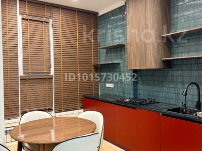 2-бөлмелі пәтер · 46 м² · 8/10 қабат, Нұрсая ш/а., Абулхайыр хана 51а, бағасы: 350 000 ₸ в Атырау, мкр Нурсая